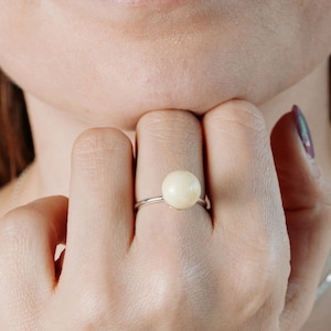 Baltic Amber Ring White Amber Ring Egg Yolk Amber Ring Amber Ring Woman Amber Stone Ring Bernstein Ring White Gemstone Ring Amber Jewellery image 1