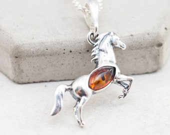 Natural Baltic Amber Horse Pendant Necklace Sterling Silver Horse Charm Silver Horse Pendant Amber Horse Lover Gift Horse Jewellery