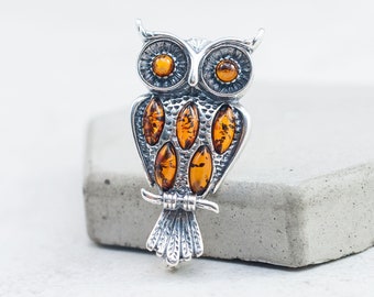 Amber Owl Brooch Sterling Silver Owl Brooch Vintage Amber Brooch Silver Owl Pin Graduation Gift Owl Jewelry Book Lover Gift Amber