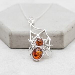 Real Spider Necklace Pendant Strange Gift Insect In Replica Amber