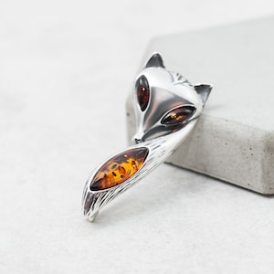 Amber Fox Brooch Baltic Amber Fox Pin Sterling Silver Fox Pin Silver Animal Brooch Amber Fox Pin Silver Fox Brooch Woodland Spring Gift