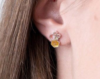 Bernstein-Ohrringe in Wabenform, silberne Sechseck-Ohrringe, geometrische Ohrringe, silberne Bienen-Ohrringe, Waben-Schmuck, sechseckige Ohrstecker, Frühlingsgeschenk