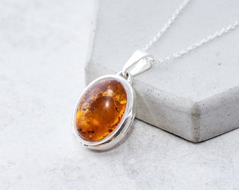 Baltic Amber Locket Pendant Necklace Sterling Silver Locket Pendant Amber Picture Locket Pendant Silver Photo Locket Pendant Spring Gift