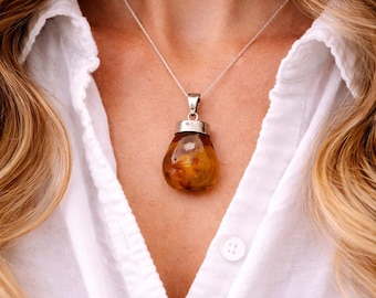 Honey Amber Nugget Necklace Yellow Amber Pendant Necklace Organic Amber Stone Jewellery Amber Silver Necklace Spring Gift for Her