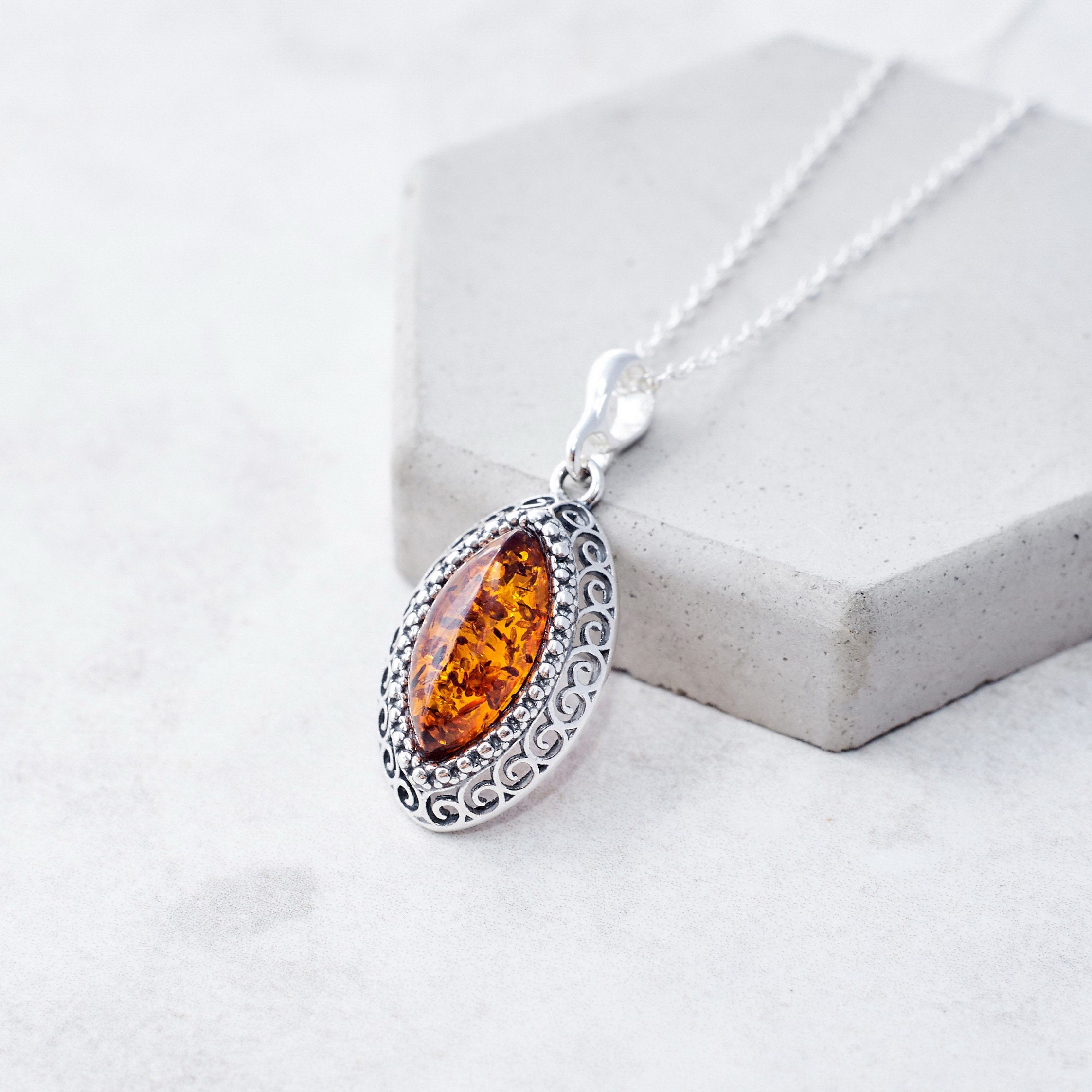 Classic Baltic Amber Pendant Necklace Amber Statement Pendant Sterling  Silver Pendant Necklace Amber Jewellery Gift for Her - Etsy