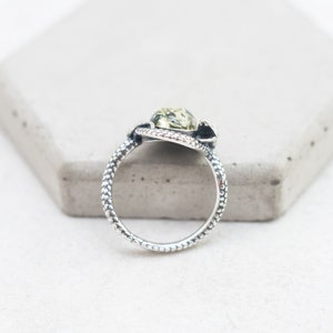 Our snake ring is available in many sizes - choose your size at the checkout