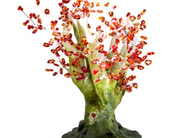 Exclusive Mossy Greenseer Weirwood with Eddard Stark face