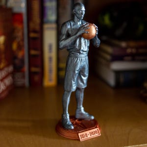 Kobe bryant figures - Etsy 日本