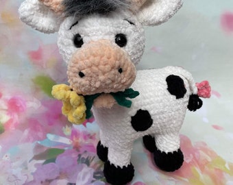 Crochet Cow Pattern, Amigurumi Cow pattern, low sew cow crochet pattern, 4 legs cow crochet pattern, standing cow crochet pattern