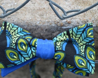 Double-Sided Peacock Bow Tie