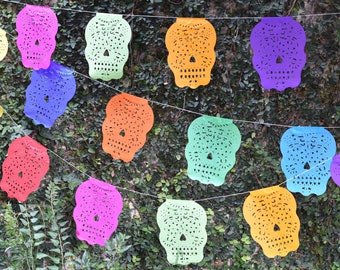 Sugar Skull Bunting Banner Halloween Party Bunting | 5m 16ft Banner with 16 Small Flags | Day of the Dead Decor UK EU