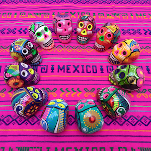 36 crânes en sucre mexicains en céramique, décoration d'événement, décorations artistiques du jour des morts pour Angela