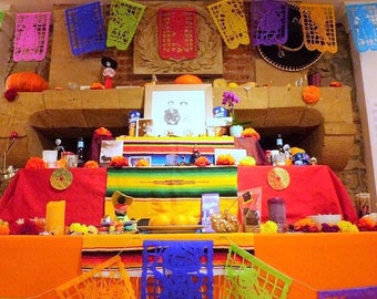 Day of the Dead Party Decorations | Halloween Banner | 5 metre / 16ft Long Colourful Banner with 16 Medium Sized Flags | UK EU