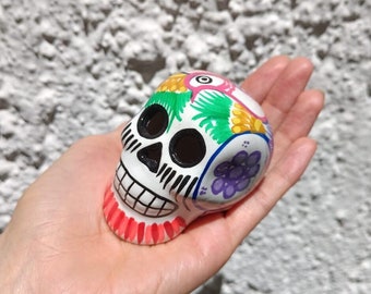 Ceramic Skull Ornament Gift For Her or Him Day of the Dead Inspired Art | Choose for 16 Colours | Ship from UK