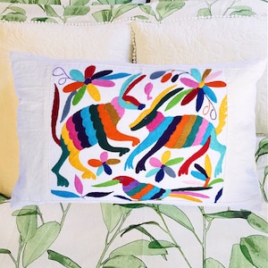 Fundas de cojín otomíes para regalar: exquisitamente hechas a mano por artesanos mexicanos. Envío gratuito el mismo día desde el Reino Unido.