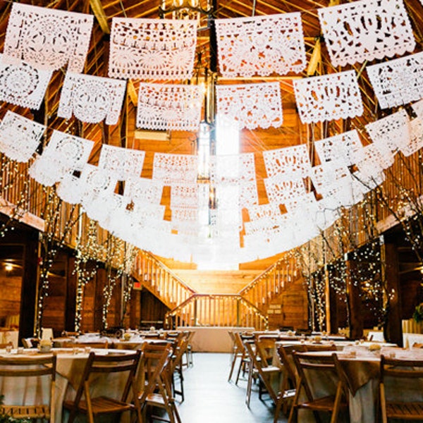 Mexikanische Hochzeits-Papel Picado-Wimpelkette, 5 m, weiße Papiergirlanden, verträumte Folkey-handgefertigte mexikanische Hochzeitsdekoration, Versand aus Großbritannien