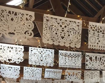 Mexicaanse bruiloft papel picado vlaggenslinger witte papieren slingers Dromerige Folkey handgemaakt Mexicaans bruiloftsdecor - verzonden vanuit VK