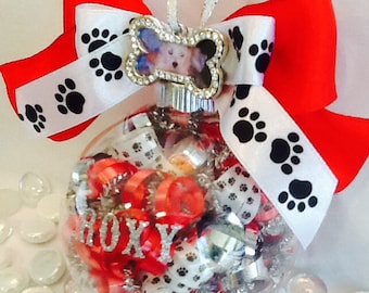 Personalized Dog Ornament, Dog Memorial, Paw Print, Christmas, Dog Theme, Dog Holiday Baubles