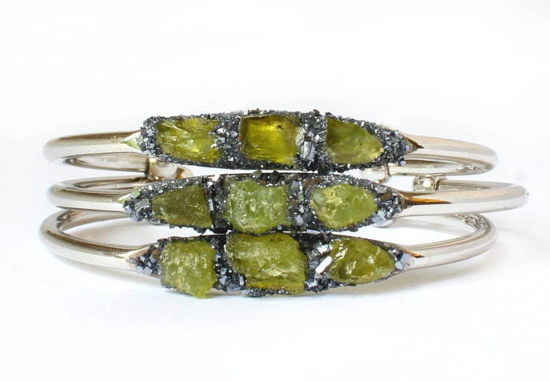 Peridot Bracelet, August Birthday Jewelry, Peridot Birthstone Jewelry, Green Peridot Jewelry, Chartreuse Jewelry, Raw Peridot Jewelry 