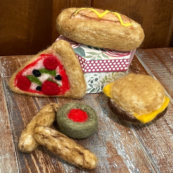 Needle Felted Food, Felted burger, Felted pizza, Felted cheese, Felted hot dog, felted cheese sticks