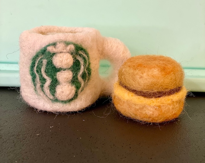 Set Needle Felted Starbucks, Felted coffee Set, Newborn Coffee Prop, Felted Starbucks prop