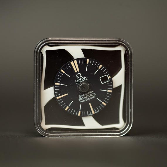 スイス製 時計文字盤収納容器 スクエア バルク 25 - Etsy 日本