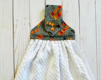Halloween snap towel; kitchen towel; stay put towel; hanging towel—gray Happy Halloween