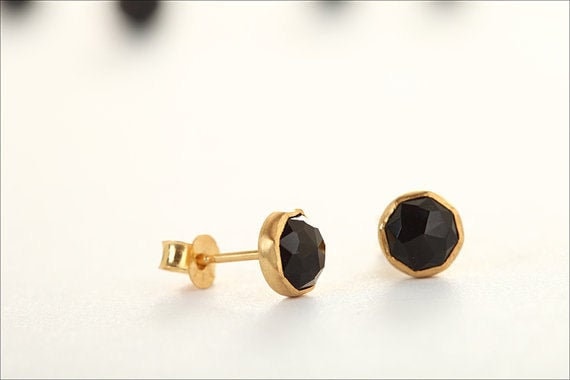 Black Onyx Stud Earrings – Elegant Earrings for Bridesmaids