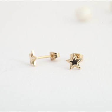 Numbering ♥ #7205_(10K Gold) Mini Star Stud Earrings Mini Star Studs [10K Solid Gold] – Shapes Studio