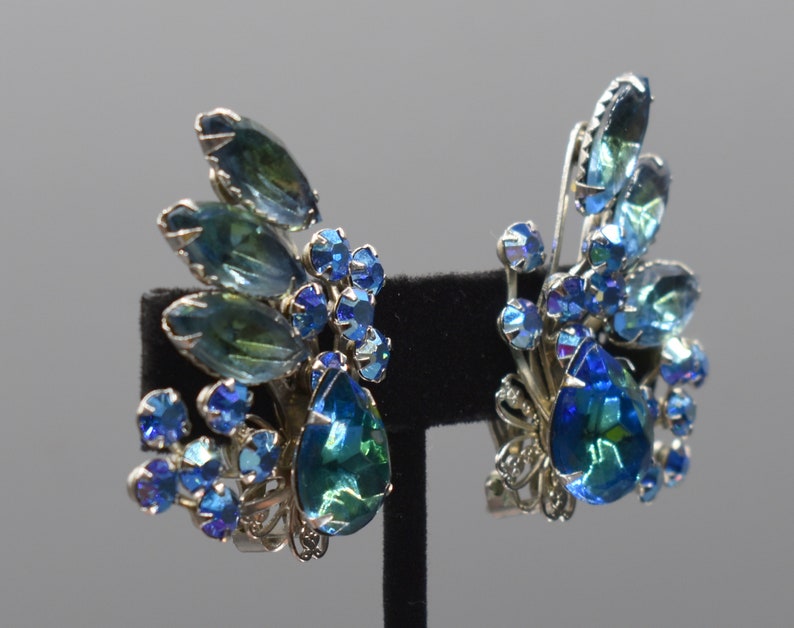 Blue Sparkling Rhinestone Earrings Clip
