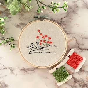 EMBROIDERY PATTERN - Blooming