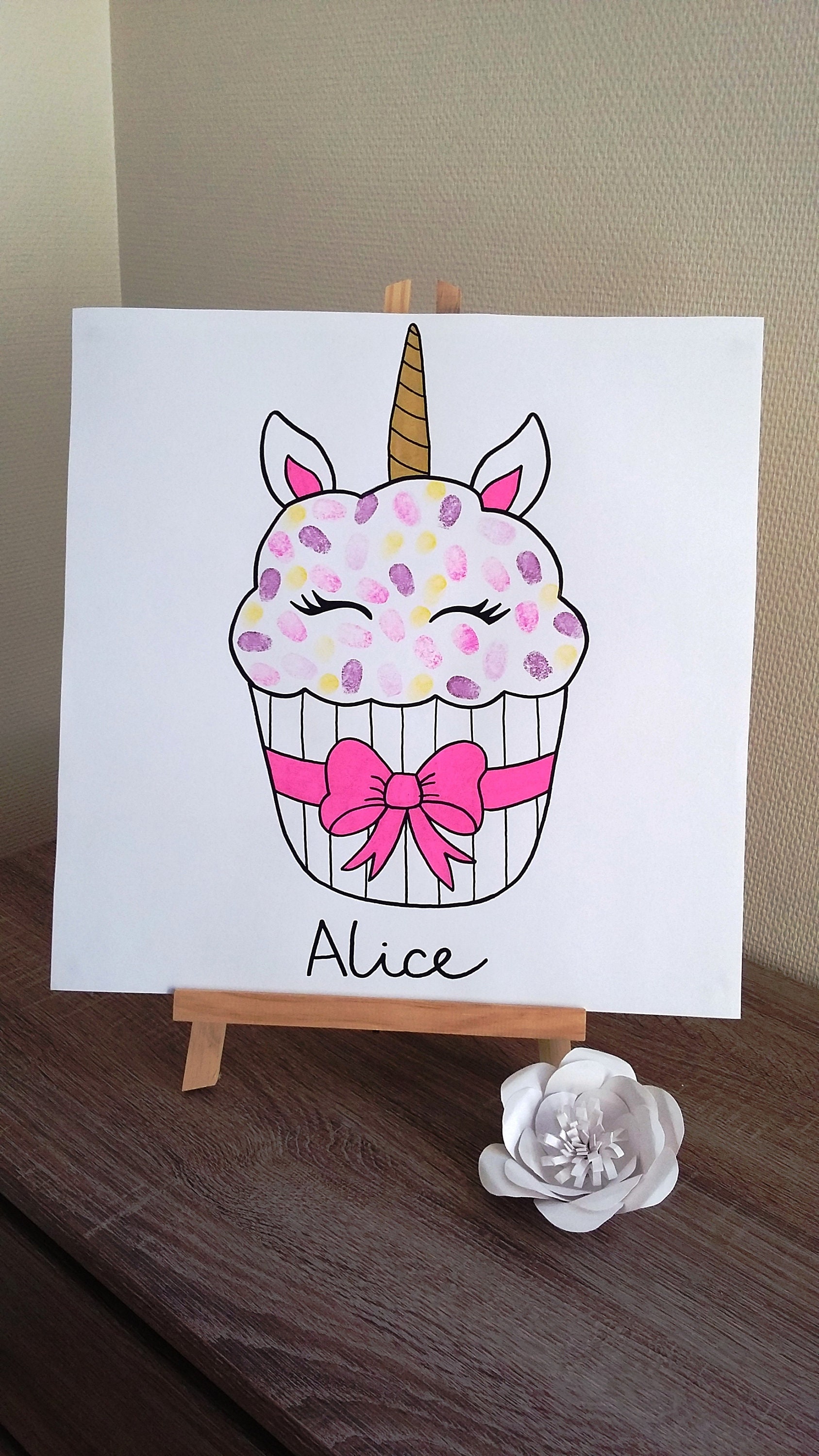 Cupcake Licorne à Empreintes . Baby-Shower, Anniversaire, Baptême, Mariage, Retraite ... avec 2 Encr