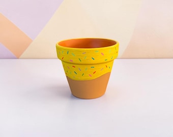Single Scoop | Hand-Painted Terracotta Planter