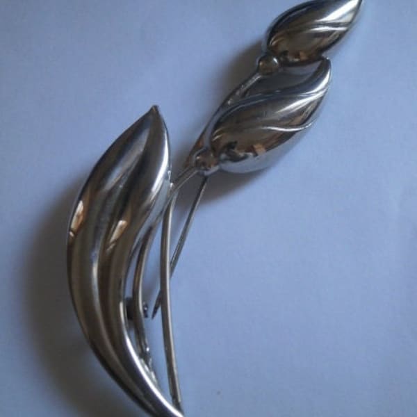 Sterling silver modernist tulips brooch GKco 4 inches