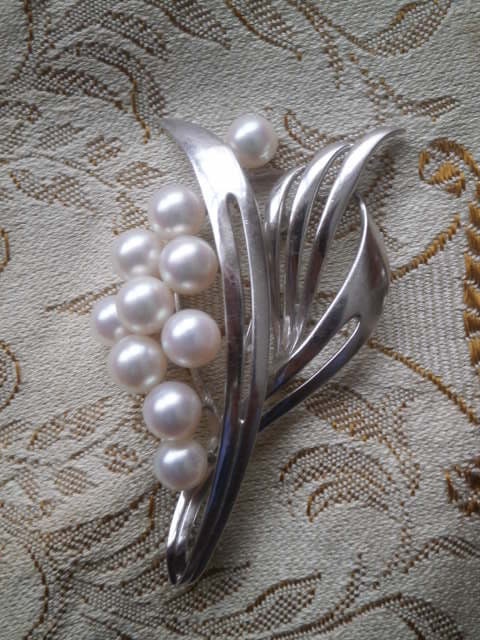 14K Solid White Gold Vintage Mikimoto 7mm Natural Akoya