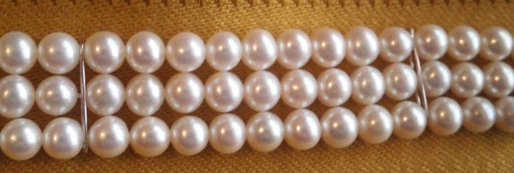 Akoya natural pearls, 750/18k solid white gold 3 … - image 1