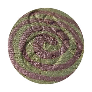 CRAVING. A Candy Cane Swirl  Face Highlighter 36mm pan