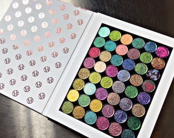 PALETTE48.HOLDS 48 ROUND Pans. 26mm sized. Magnet responsive. Eyeshadows not included