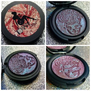 GIRLS NIGHT OUT. A duochrome highlighter Purple Mauve with Aqua and magenta shift.