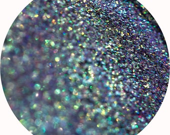 PURRRFECT HOLO. Holographic shifting pressed pigment