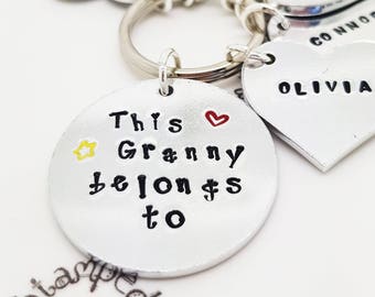 This Grandma belongs to keyring, personalised, gift for mum,nanna, granny, grandchildren, Mothers Day, Birthday Present, key chain, handmade