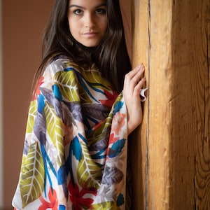 Iris (Ivory) Scarf