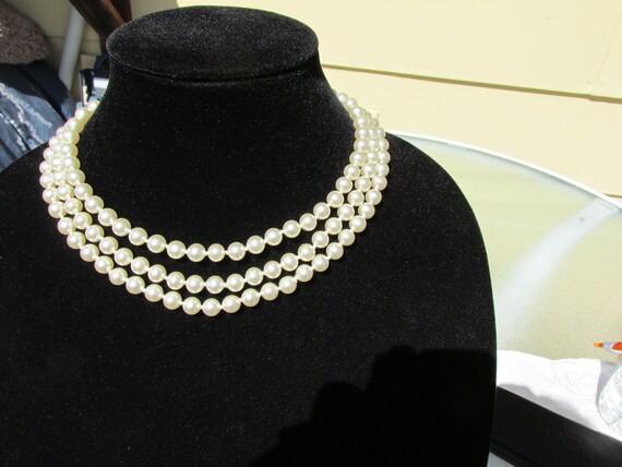 Lovely Faux Pearl 3 Strand Necklace - image 3