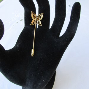 Stick Pin Gold with Three Sapphire stones