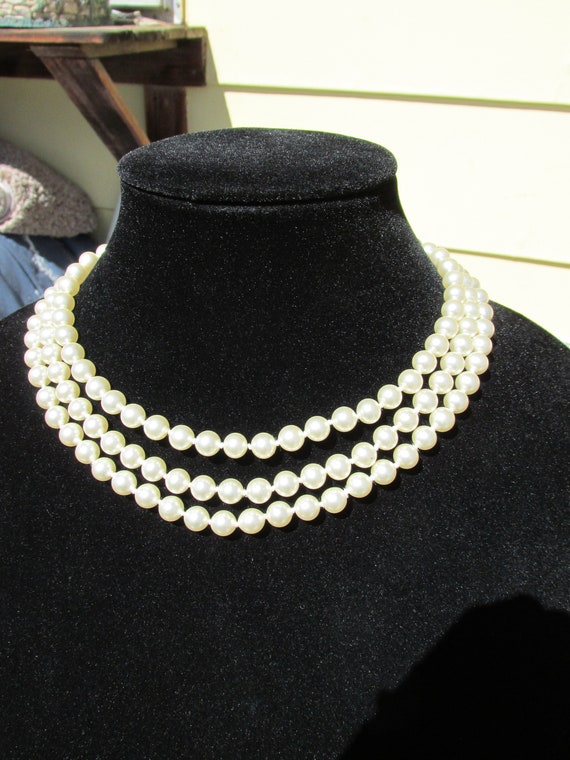Lovely Faux Pearl 3 Strand Necklace - image 4