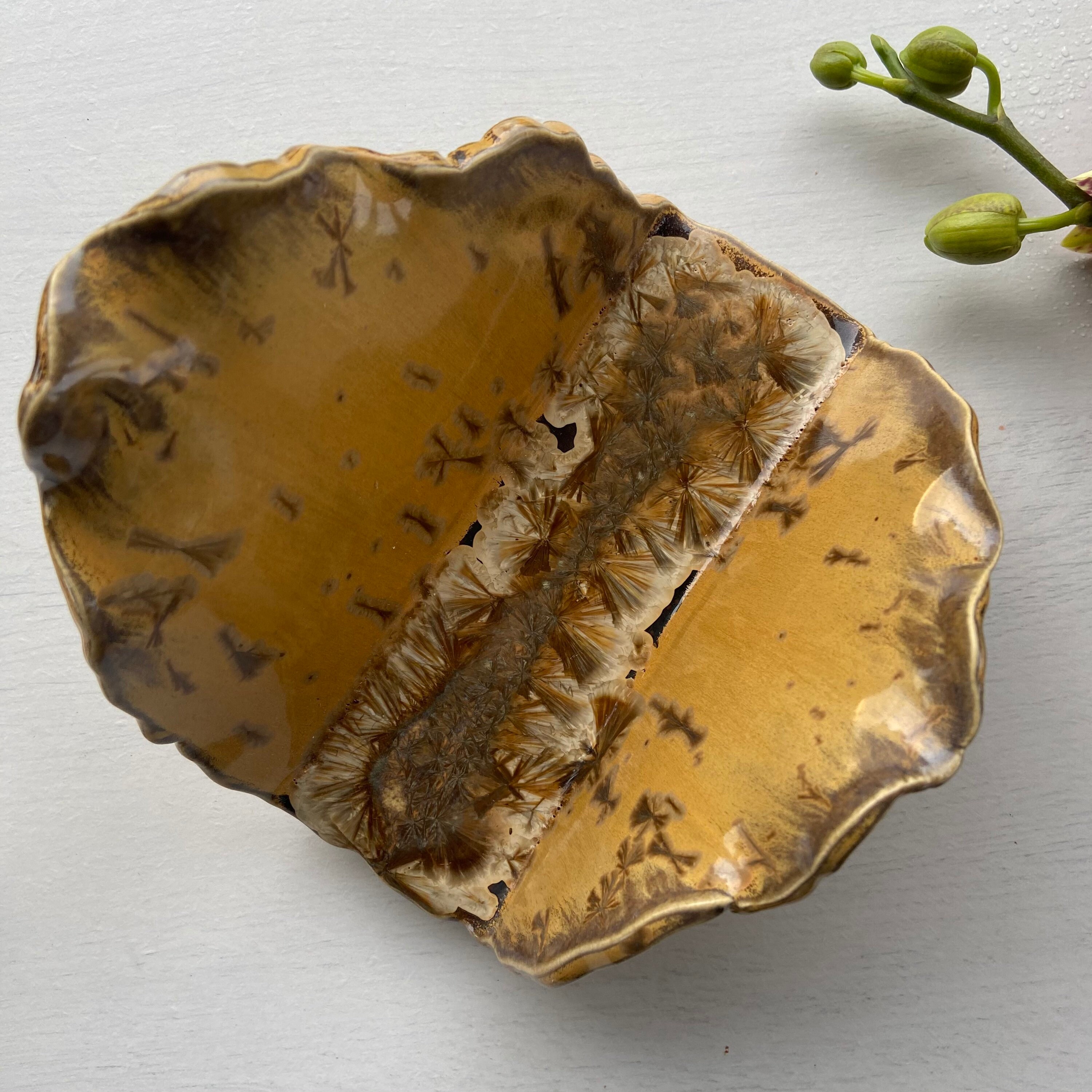 Ceramic tissue holder in bronze gold brown Etsy