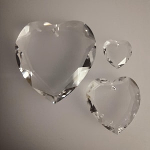 Swarovski® 6225 Flat Heart Pendant Crystal Clear in 10 / 18 & 28mm Genuine Swarovski ELEMENTS, Sold per Piece