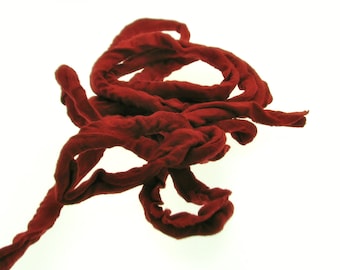 Bordeaux T-shirt yarn, Cotton Cord,  recycled t-shirt yarn, t shirt yarn, recycled cotton yarn, colorful yarn