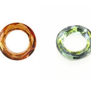 Anillo con piedra cósmica Swarovski® 4139 (colgante) disponible en 14 mm y 20 mm, transparente y con acabado azabache y sin acabado Swarovski ELEMENT genuino