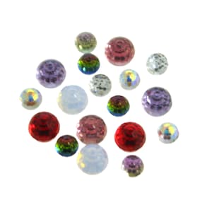 Swarovski 4969 Round Flatback Foiled Stone Crystals. Genuine Swarovski Elements. Available in 6 & 8mm Diameter. Sold in pack of 2 Pieces.